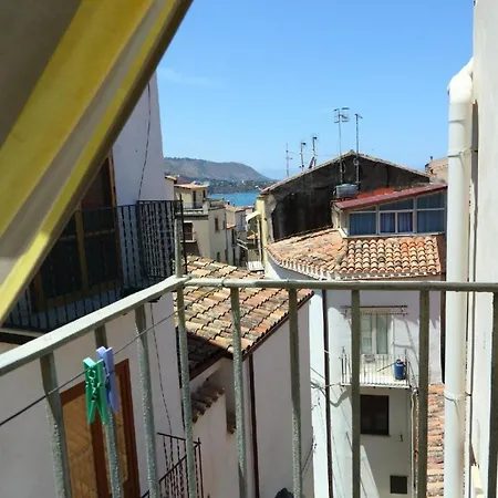 Ferienwohnung Fuer 4 Personen Ca 55 Qm In Cefalu, Sizilien Nordkueste Von Sizilien * Cefalu