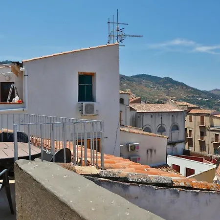 Ferienwohnung Fuer 4 Personen Ca 55 Qm In Cefalu, Sizilien Nordkueste Von Sizilien * Cefalu